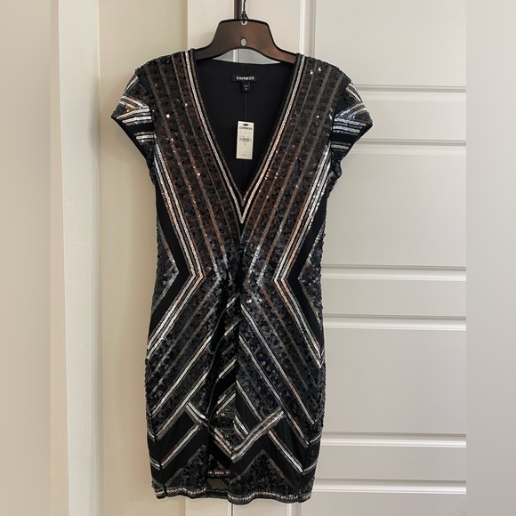 Express sequined deep V minidress - Picture 4 of 10